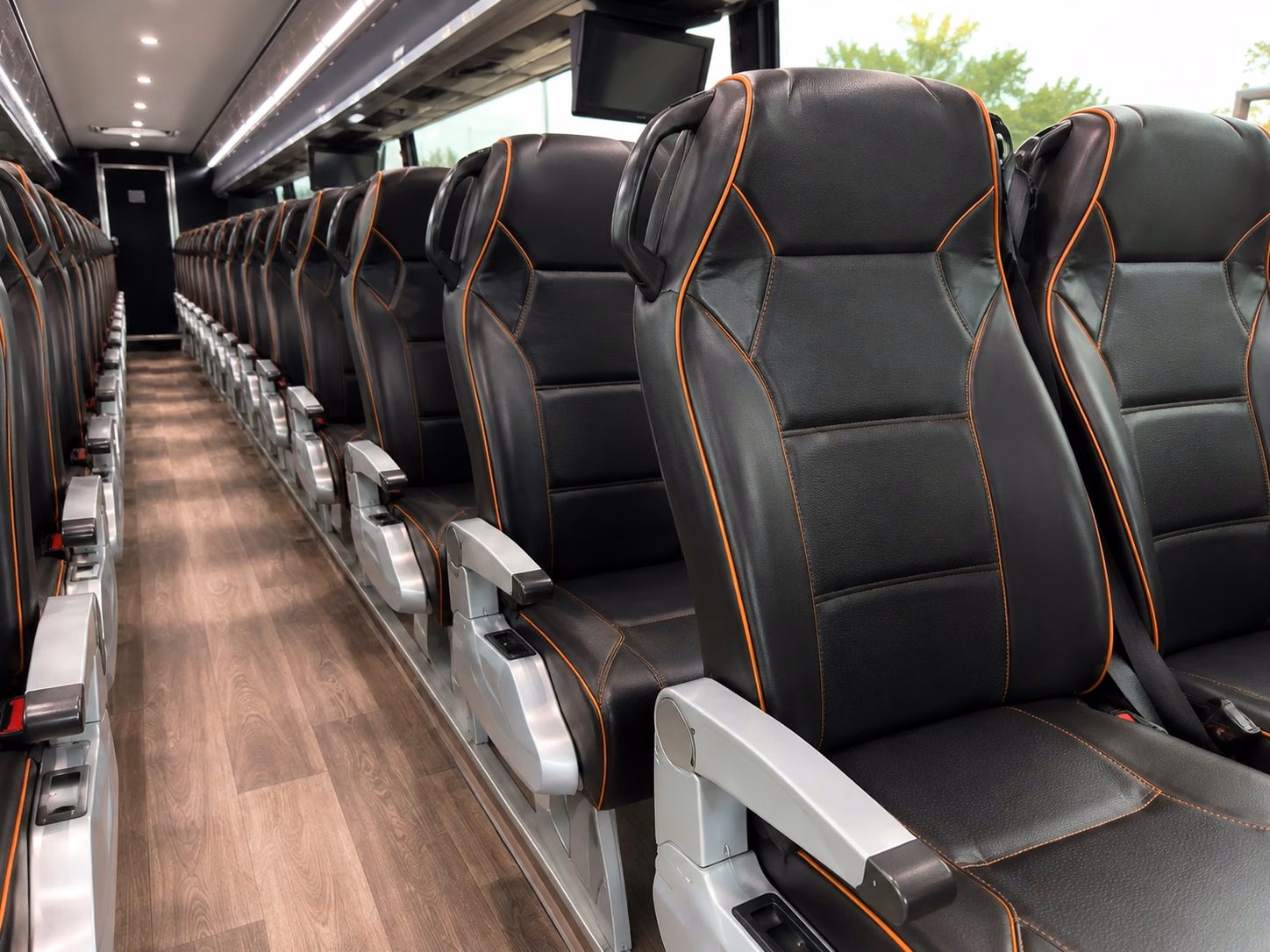 charter buses for large nashua prom groups