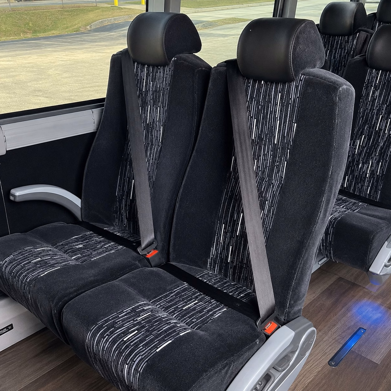 charterbusrentalnashuanh com is the easiest way to arrange guest shuttle service in nashua