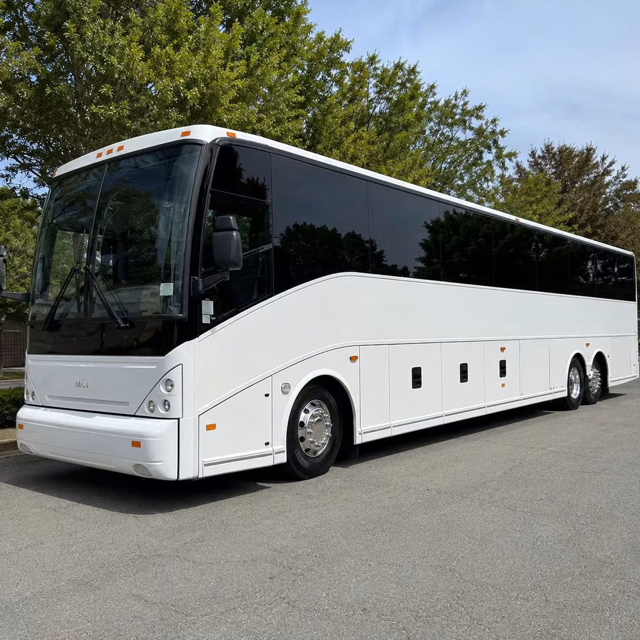 corporate groups in nashua trust charter buses for conference and convention airport transfers