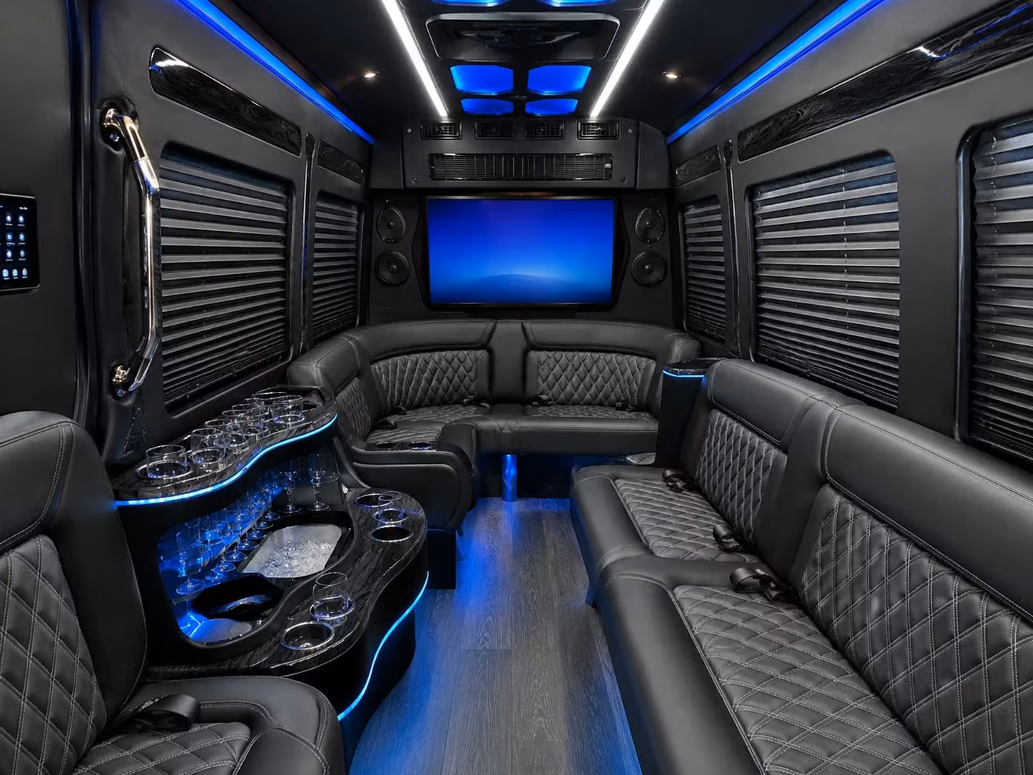nashua sports team and fan group transportation that handles game day logistics for you